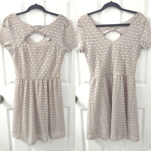 LC Lauren Conrad Eyelet Lace Raglan Pointe Sheat Cutout Dress Size M